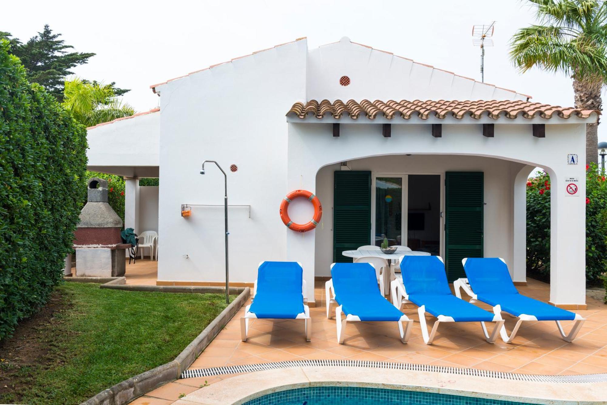 Apartchalet Villas Elvira. Villa A Son Carrio  Buitenkant foto