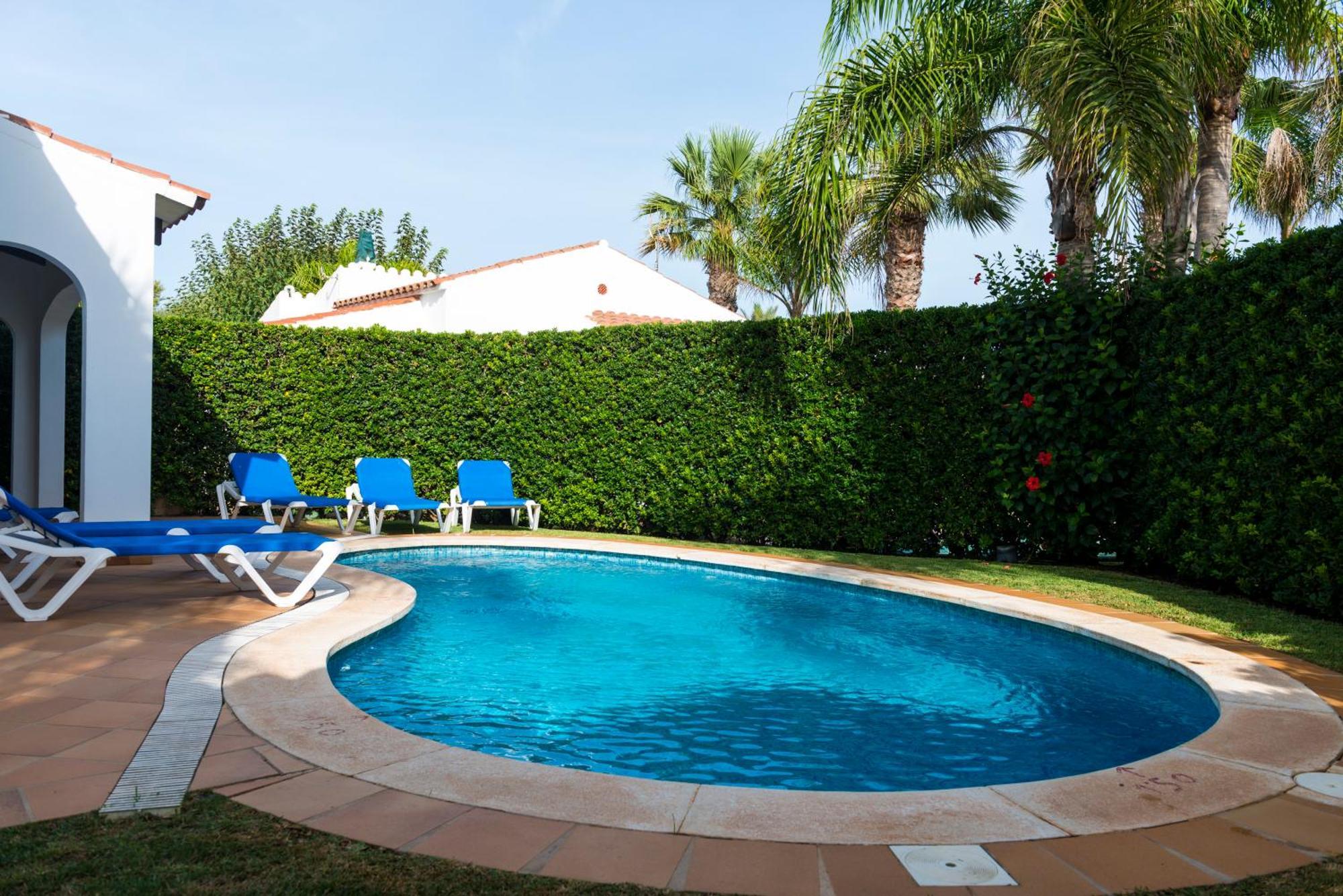 Apartchalet Villas Elvira. Villa A Son Carrio  Buitenkant foto