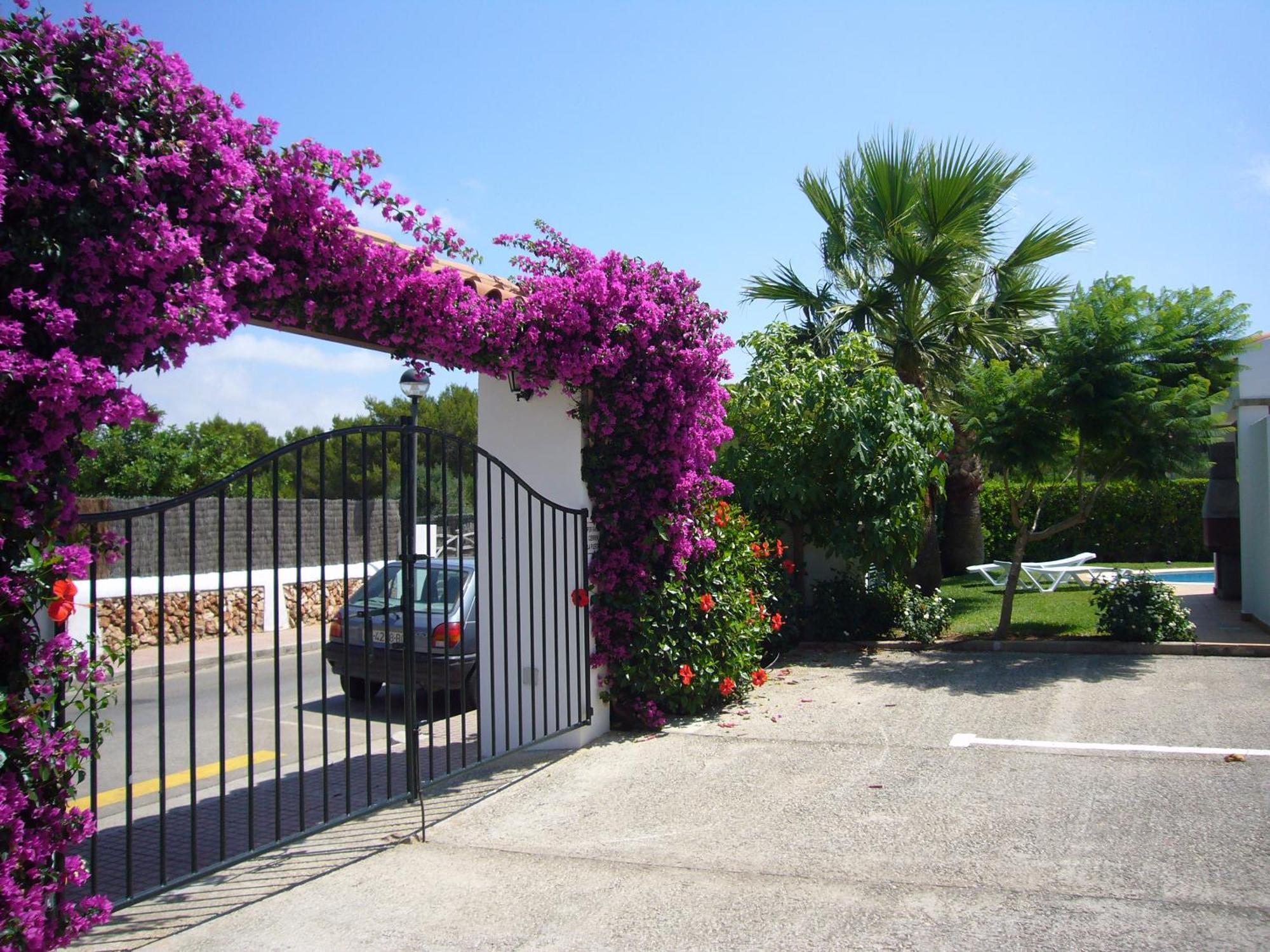 Apartchalet Villas Elvira. Villa A Son Carrio  Buitenkant foto